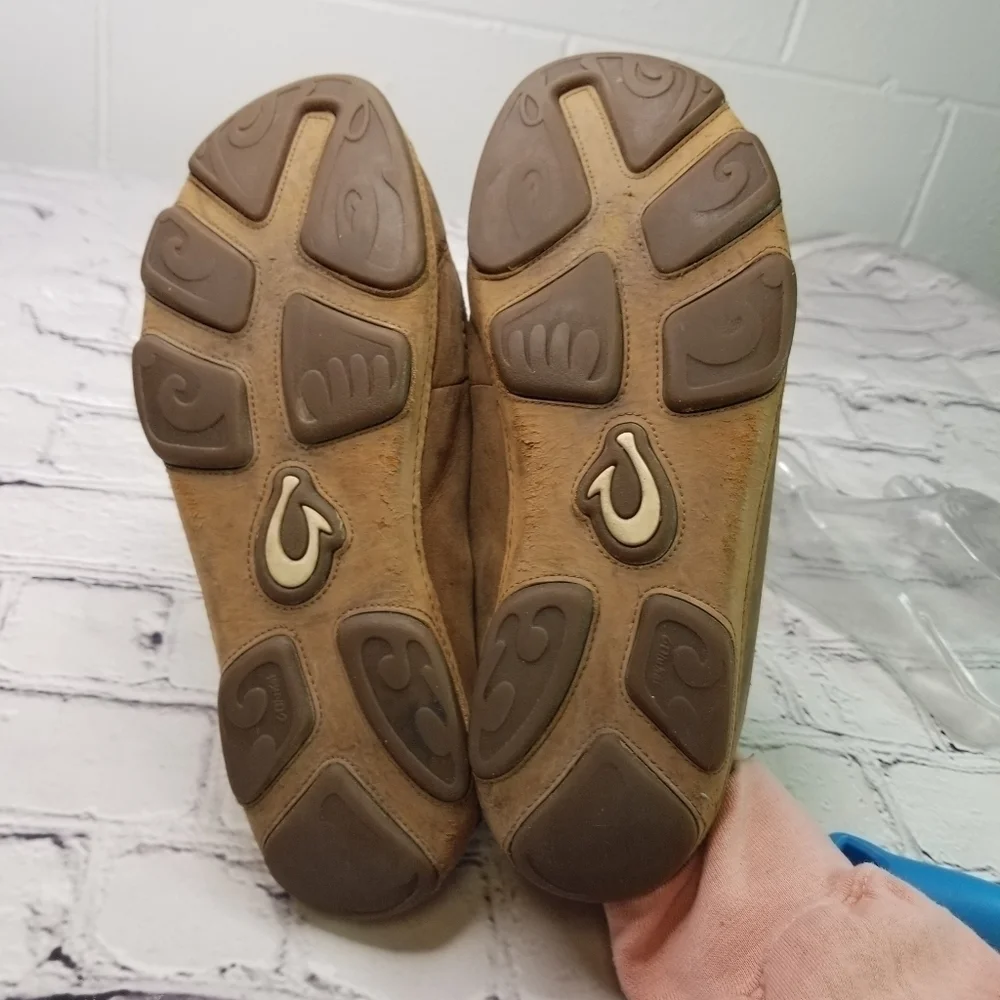 Olukai moloa brown leather shoes